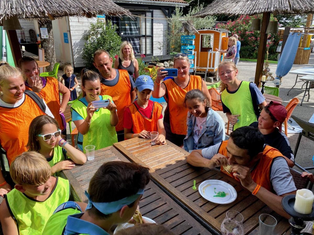 Camping Paradis Family Des Issoux Lalevade-dʼArdèche Exterior foto