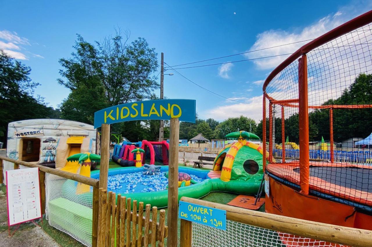 Camping Paradis Family Des Issoux Lalevade-dʼArdèche Exterior foto